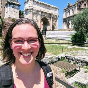 Meet your Posher, Carlajoy